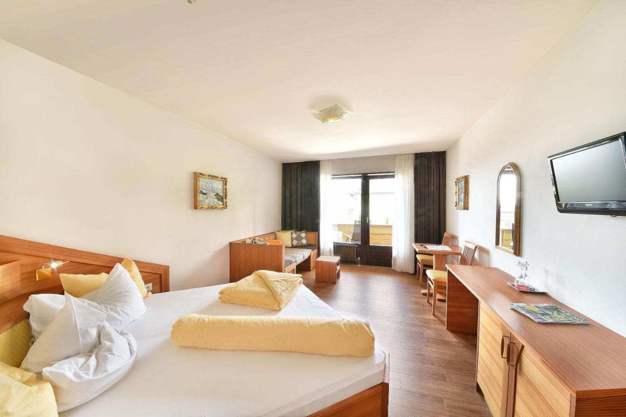 Hotel Paradies Marling
